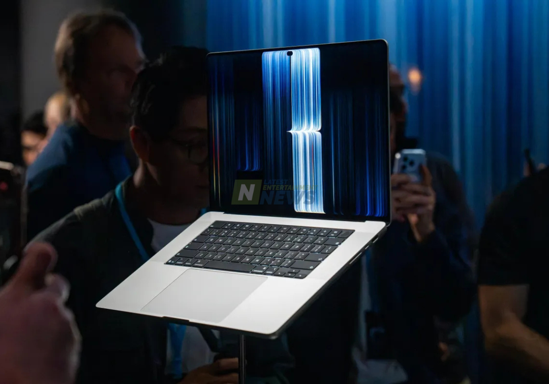 Apple Touchscreen MacBook Pro